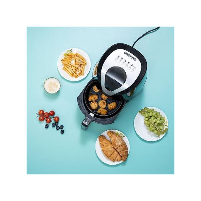 Black and Decker 3.5L 1500W Manual AerOfry Air Fryer with Rapid Air  Convection Technology, Black/White - AF220-B5 / Kwesi Stores