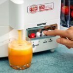 Geepas 4-in-1 Food Processor 650W GSB6147 - Image 4