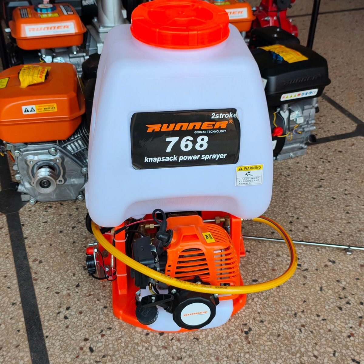 Runner 2 stroke 768 fuel powered petrol sprayer 20l - Image 9
